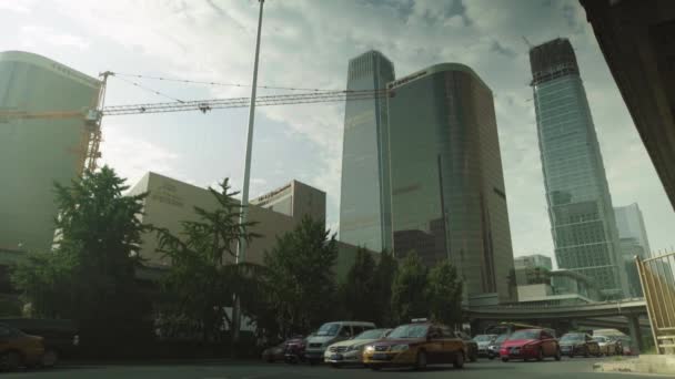 Arranha-céus num bairro de negócios. Pequim. A China. Ásia — Vídeo de Stock