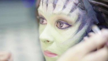 Kızları uydurma yöntemi. Comic Con. KostümComment