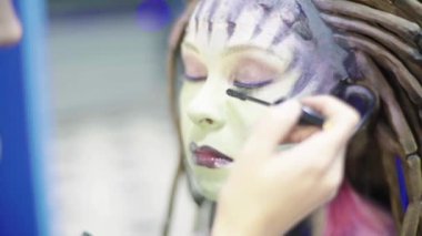 Kızları uydurma yöntemi. Comic Con. KostümComment