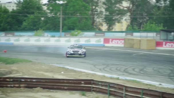 Auto sport. Een race. Langzame beweging. Kiev. Oekraïne — Stockvideo