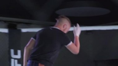 Mma sekizgeninde dövüş. Kyiv. Ukrayna