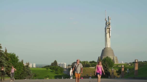 Monument Motherland in Kyiv. Ukraine — Stock Video