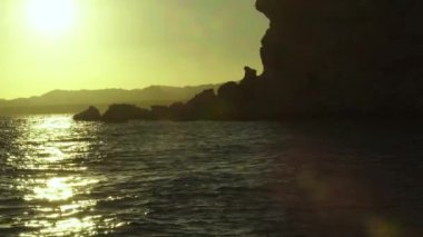 Denizde gün batımı. Şeyh Sharm. Mısır.