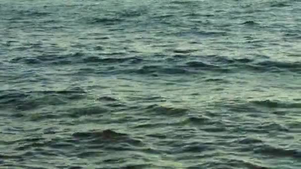 Eau de mer au coucher du soleil. Gros plan. Charm-el-Cheikh. Égypte .