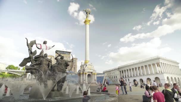 Onafhankelijkheidsplein. Maidan. Kiev. Oekraïne — Stockvideo