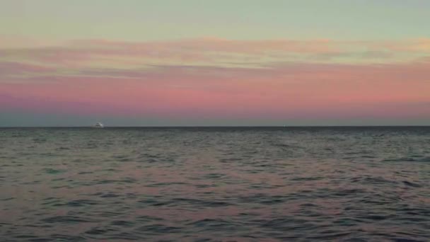 Woda morska o zachodzie słońca. Zbliżenie. Szarm-el-Szejk. Stany Zjednoczone. — Wideo stockowe