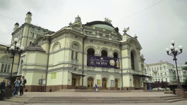 Narodowa Opera Ukrainy. Kijów — Wideo stockowe