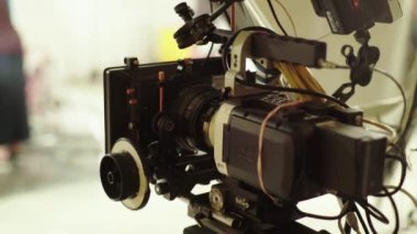 Çekim sırasında kamera. Film yapımcılığı. Çekim. Film yapımcılığı.