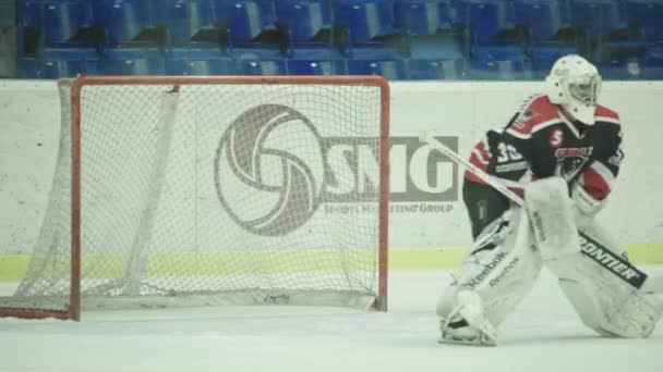 Jogo de hóquei na arena de gelo. Kiev. UKKraine — Vídeo de Stock