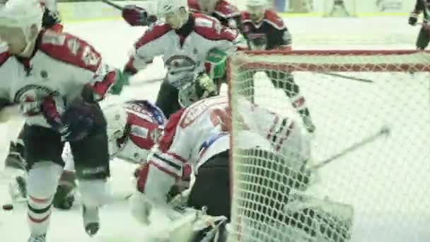 Match de hockey dans l'arène de glace. Kiev. Choucroute — Video