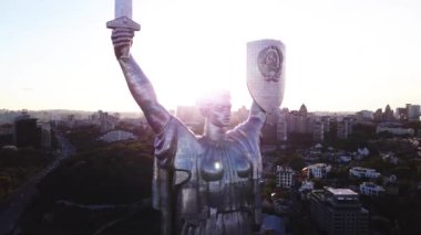 Anavatan Anıtı. Havadan. Kyiv. Ukrayna