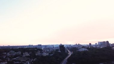 Anavatan Anıtı. Havadan. Kyiv. Ukrayna