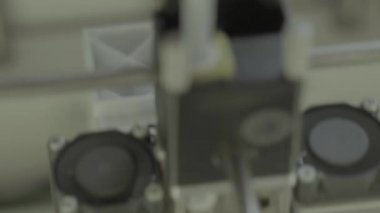 Yakın çekim yazdırma sırasında 3d yazıcı.