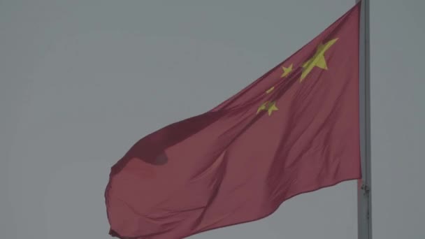 Κόκκινη κινεζική σημαία. Πεκίνο. Στην Κίνα. Ασία — Αρχείο Βίντεο