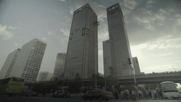 Grattacieli in un quartiere degli affari. Pechino. La Cina. Asia — Video Stock