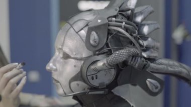 Kızları uydurma yöntemi. Ağır çekim. Comic con. KostümComment