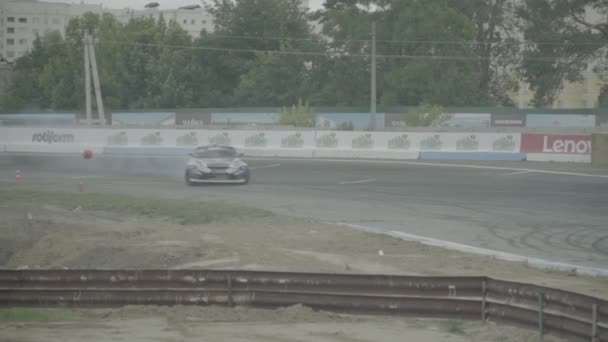 Auto sport. Een race. Langzame beweging. Kiev. Oekraïne — Stockvideo