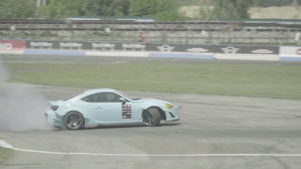 Auto sport. Een race. Langzame beweging. Kiev. Oekraïne — Stockvideo