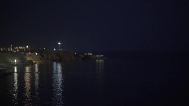 Faro en la playa junto al mar. Sharm El Sheikh. Egipto — Vídeos de Stock