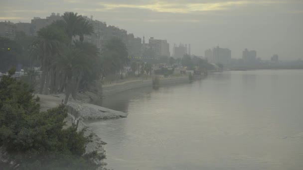 El río Nilo al amanecer. El Cairo. Egipto . — Vídeos de Stock