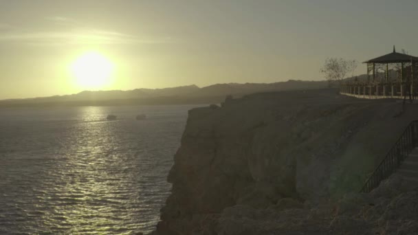 Zachód słońca nad morzem. Szarm el Szejk. Stany Zjednoczone. — Wideo stockowe