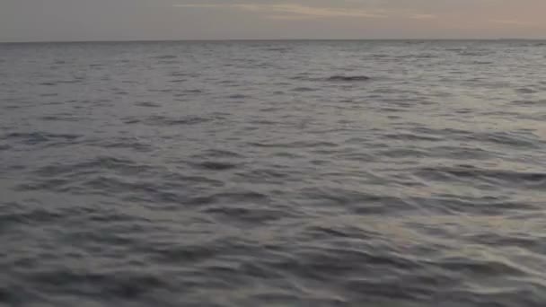 Eau de mer au coucher du soleil. Gros plan. Charm-el-Cheikh. Égypte .
