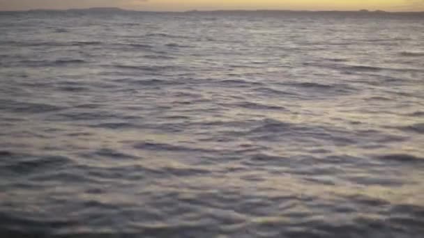 Eau de mer au coucher du soleil. Gros plan. Charm-el-Cheikh. Égypte .