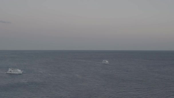 Yacht dans la mer. Charm-el-Cheikh. Égypte .