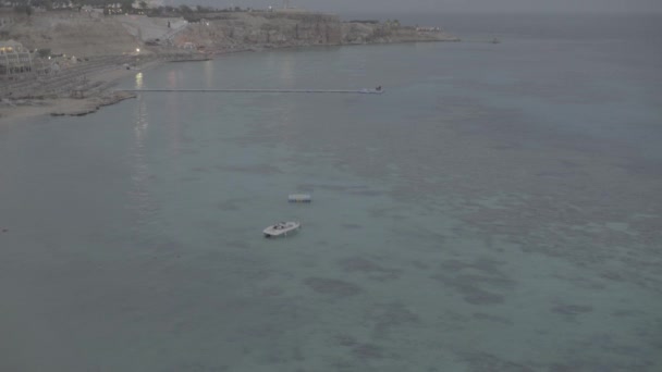 Paisaje ciudad turística junto al mar. Sharm-el-Sheikh. Egipto . — Vídeo de stock