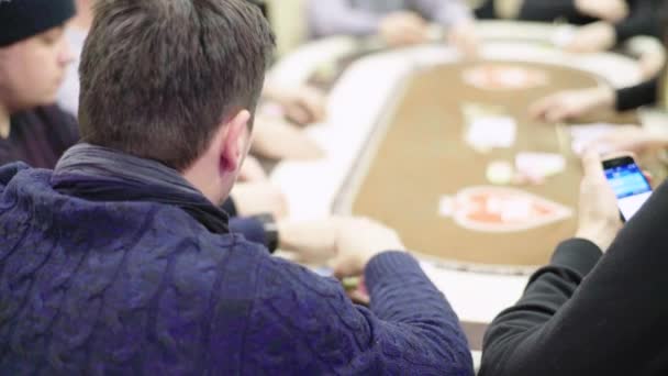 Playing poker in a casino. Gambling — Stock Video