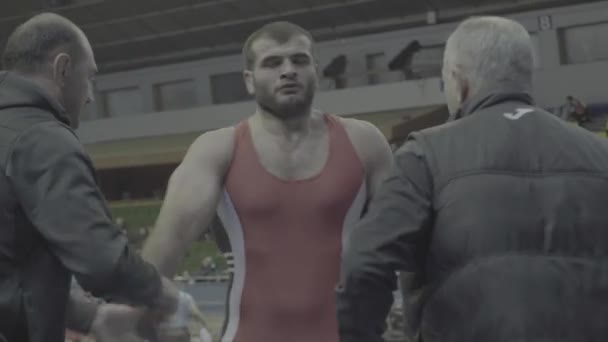 Coach e atleta durante le competizioni di break wrestling. Kiev. Ucraina — Video Stock