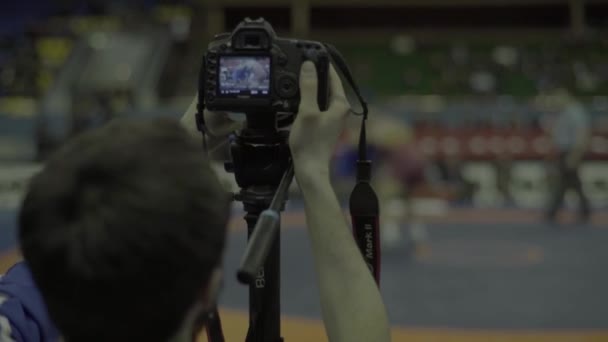 Lutadores durante a competição de wrestling. Kiev. Ucrânia — Vídeo de Stock