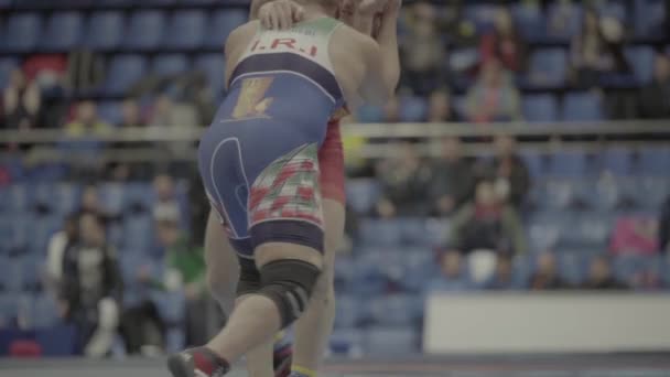 Wrestlers fight during a wrestling competition. Slow motion. Kyiv. Ukraine. — ストック動画