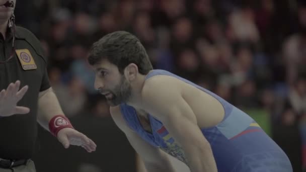 Wrestlers fight during a wrestling competition. Slow motion. Kyiv. Ukraine. — Stock Video