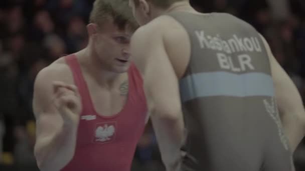 Wrestlers fight during a wrestling competition. Slow motion. Kyiv. Ukraine. — ストック動画