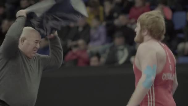 Coach e atleta durante le competizioni di break wrestling. Kiev. Ucraina — Video Stock