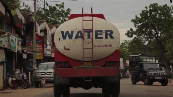 Cityscape of Sri Lanka. Street of the city. Asia. People. — Stock Video