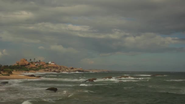 Costa marítima do Sri Lanka Oceano. Paisagem . — Vídeo de Stock