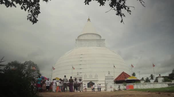 Arquitetura do Sri Lanka. Templo budista . — Vídeo de Stock