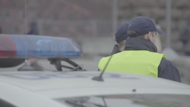 Flashing flasher on the roof of a police car. Blinker. Close-up. — Stock Video