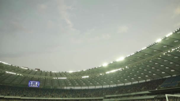 Juego de fútbol en el estadio. Olimpiyskiy. Kiev. Ucrania . — Vídeos de Stock