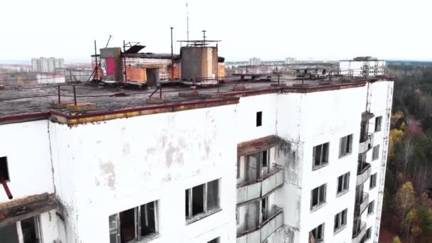 Pripyat, Oekraïne - 22 november 2019. Uitsluitingszone Tsjernobyl. Pripyat. Luchtfoto. — Stockvideo