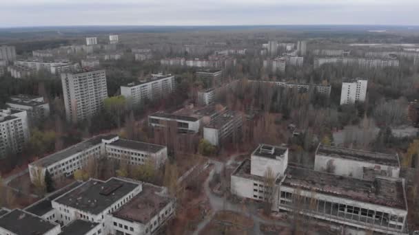 Pripyat, Ουκρανία - 22 Νοεμβρίου 2019. Ζώνη αποκλεισμού Τσερνόμπιλ. Πριπιάτ. Αεροσκάφος. — Αρχείο Βίντεο