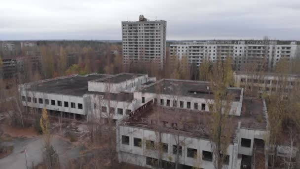 PRIPYAT, UCRANIA - 22 de noviembre de 2019. Zona de exclusión de Chernobyl. Pripyat. Antena . — Vídeos de Stock