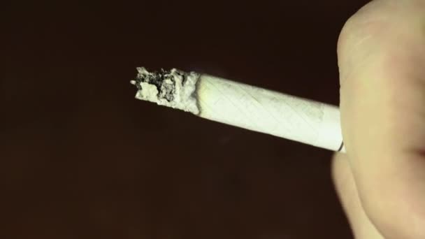 Fumer cigarette gros plan macro .