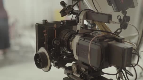 Κάμερα ενώ τραβάς. Ταινίες. Πυροβολισμοί. Παραγωγή ταινιών. — Αρχείο Βίντεο