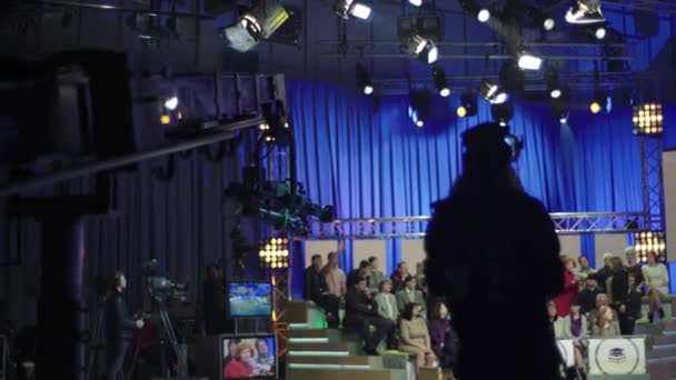 Enregistrement d'émissions de télévision dans un studio de télévision — Video