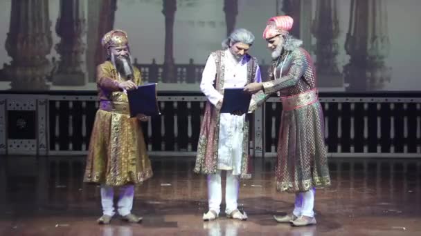 Spectacle au théâtre indien. Agra. Culture de l'Inde — Video