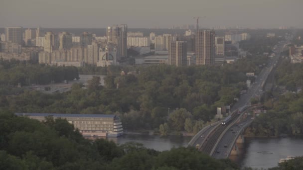 Río Dnipro. Kiev. Ucrania — Vídeo de stock