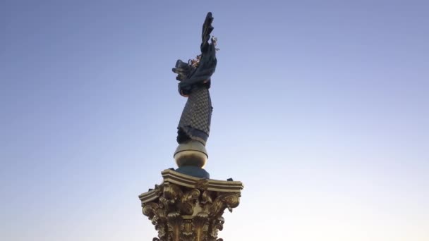 Praça da Independência. Maidan. Monumento. Aéreo. Kiev. Ucrânia . — Vídeo de Stock